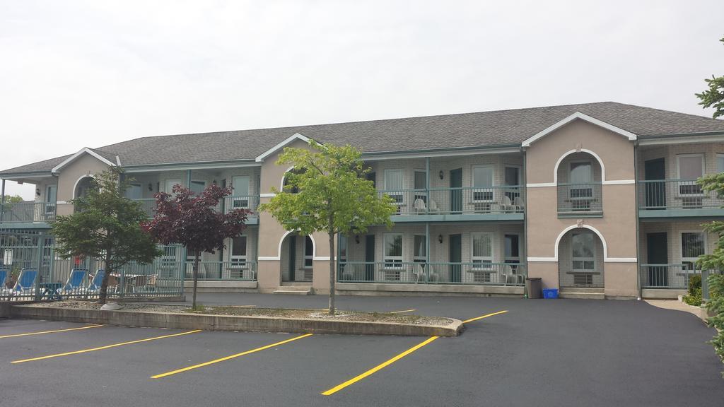 Lakeview Resort Motel 와사가비치 외부 사진