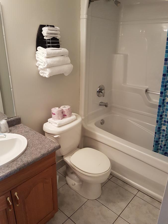 Lakeview Resort Motel 와사가비치 외부 사진